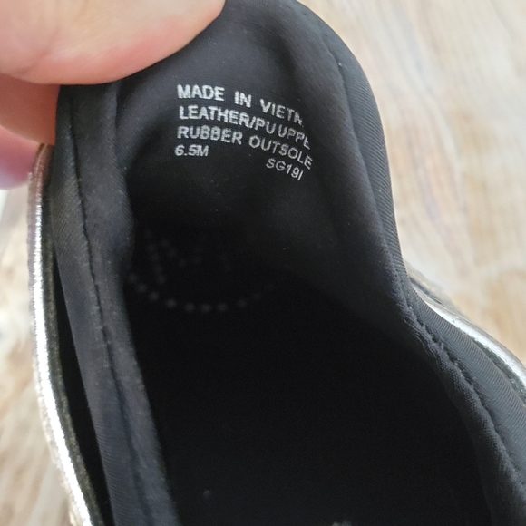 Michael Kors Keeley Scuba Mesh Nubuck Trainer - Picture 5 of 11